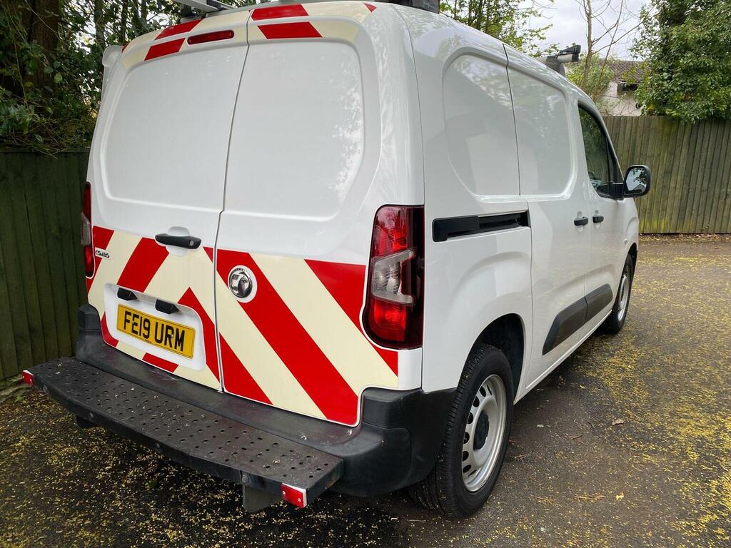 Vauxhall Combo Panel Van 1.6 Turbo D 2300 Edition L1 H1 Euro 6 S FE19URM White #5
