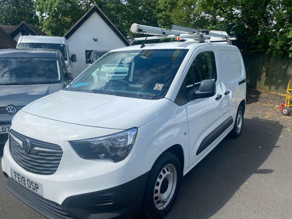 Vauxhall Combo Panel Van 1.6 Turbo D 2300 Edition L1 H1 Euro 6 S FE19OSP White #2