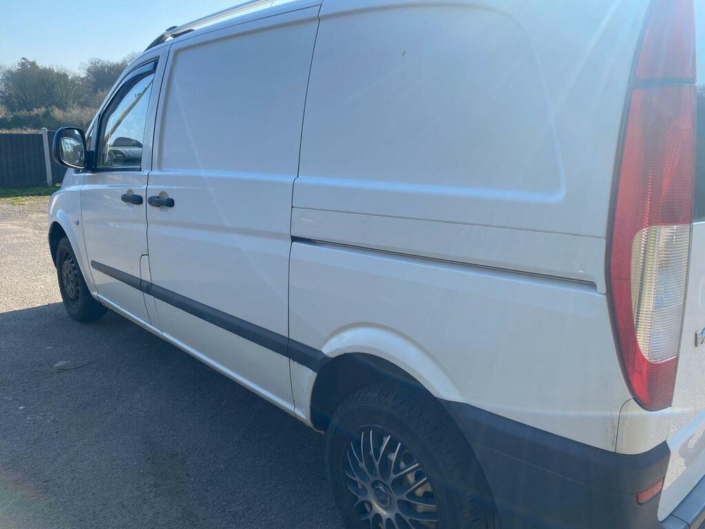 Mercedes-Benz Vito Panel Van 2.1 111Cdi Compact Panel Van Swb 20 FJ09WEW White