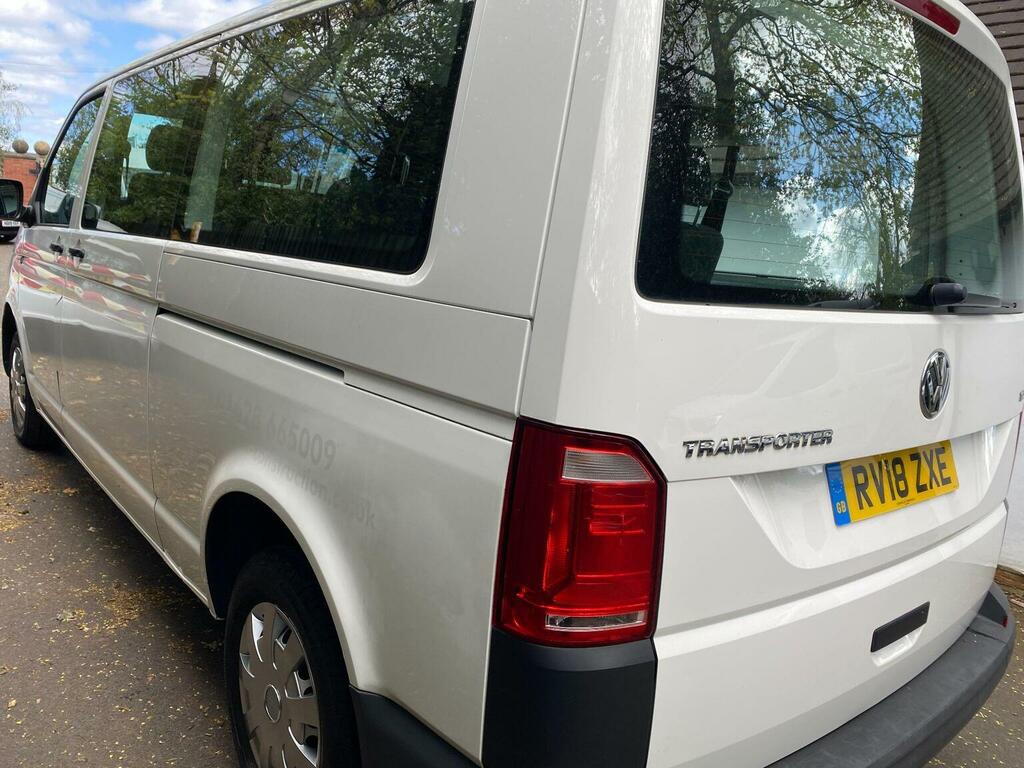 Volkswagen Transporter Shuttle Minibus 201818 White #3