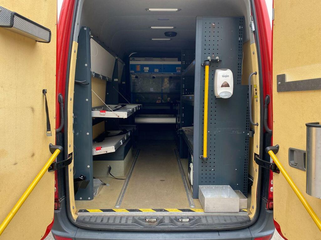 Mercedes-Benz Sprinter 2.1 311 Cdi 109 Bhp Mwb Disabled Passenger Mini Bu White #9