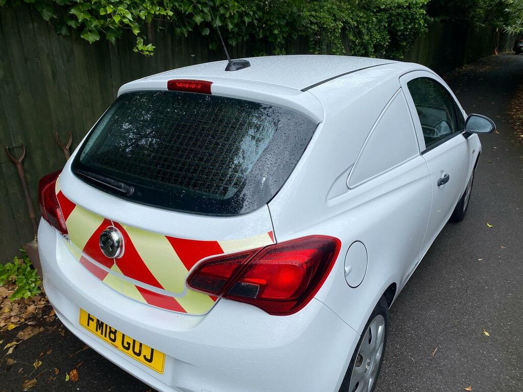 Vauxhall Corsa 1.3 Cdti Ecoflex Fwd L1 H1 Ss Startstop FM18GUJ White #2