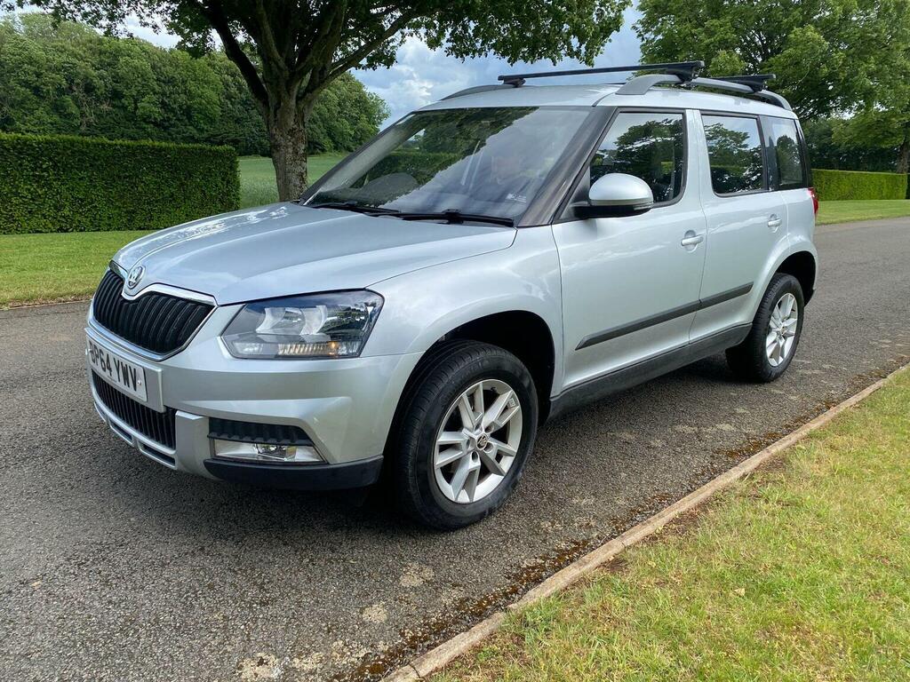 Skoda Yeti Suv 2.0 Tdi S Outdoor 4Wd Euro 5 201564 Silver #2