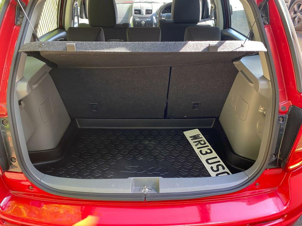 Suzuki SX4 Sz4 5-Door White #24