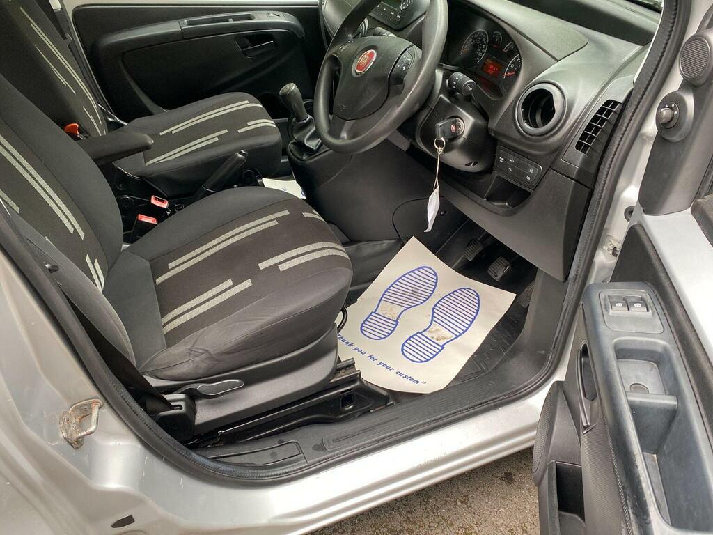 Fiat Fiorino Cargo White #11
