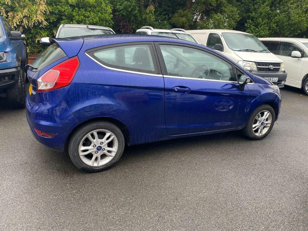 Ford Fiesta Hatchback 1.25 Zetec Euro 6 201717 NV17PKZ Blue #4