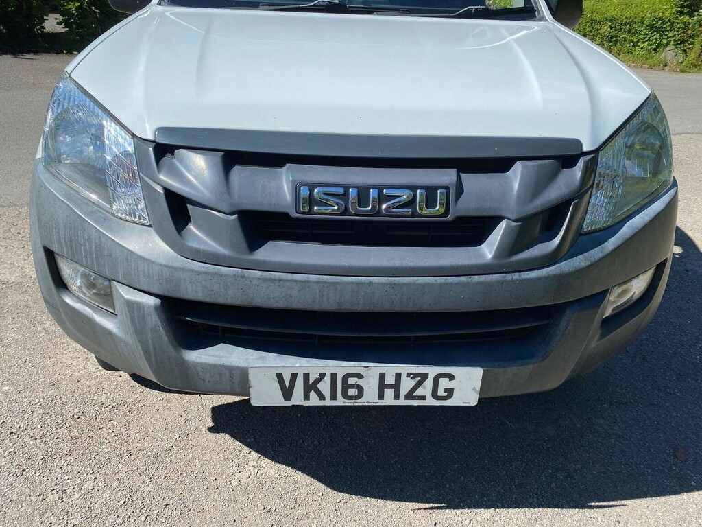 Isuzu D-Max 2.5 Td Blade Dcb 164 Bhp White #16
