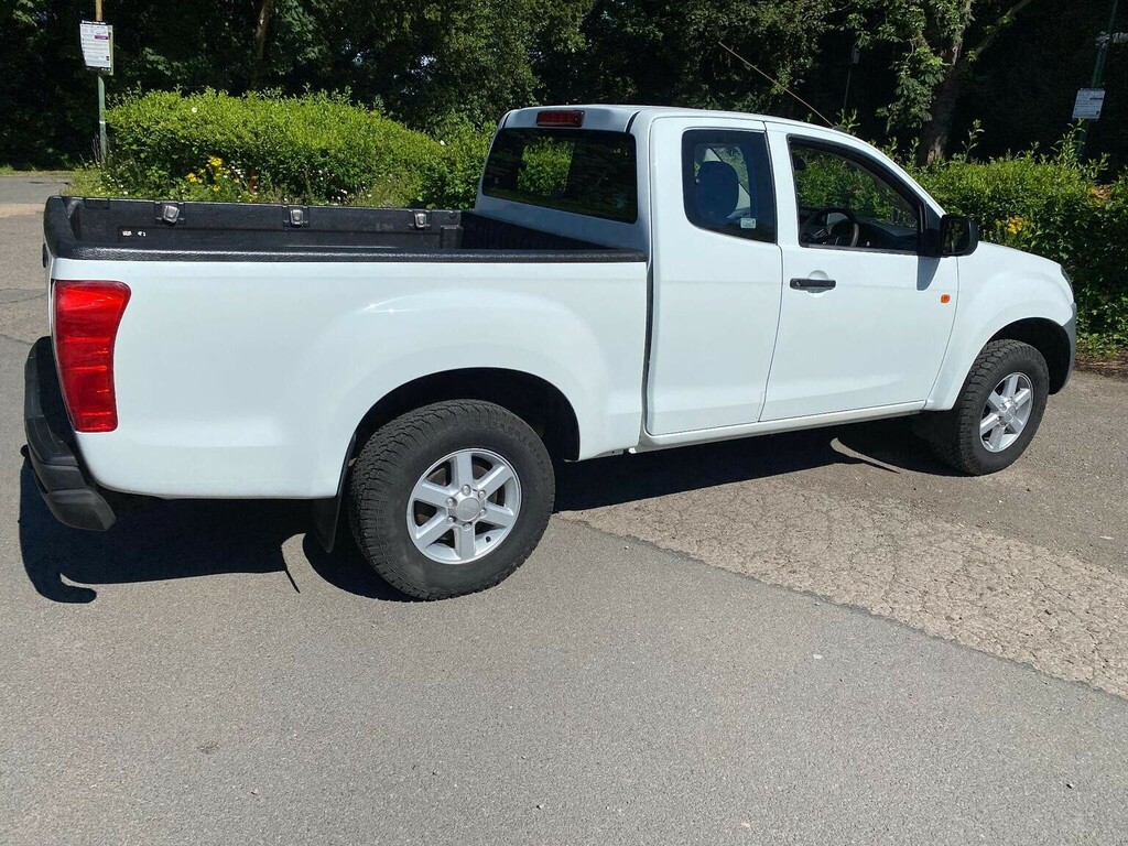 Isuzu D-Max 2.5 Td Blade Dcb 164 Bhp White #13