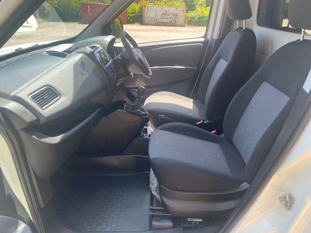 Fiat Doblo 1.3L Maxi 6Dr White #7