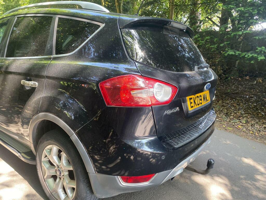 Ford Kuga Suv 2.0 Tdci Titanium Awd Euro 4 200909 Black #4
