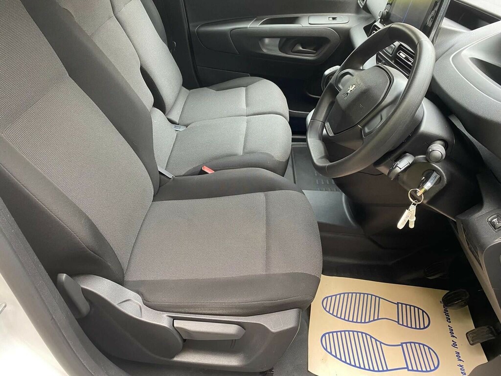 Peugeot Partner 1.5 Bluehdi 1000 Professional Standard Panel Van S White #4