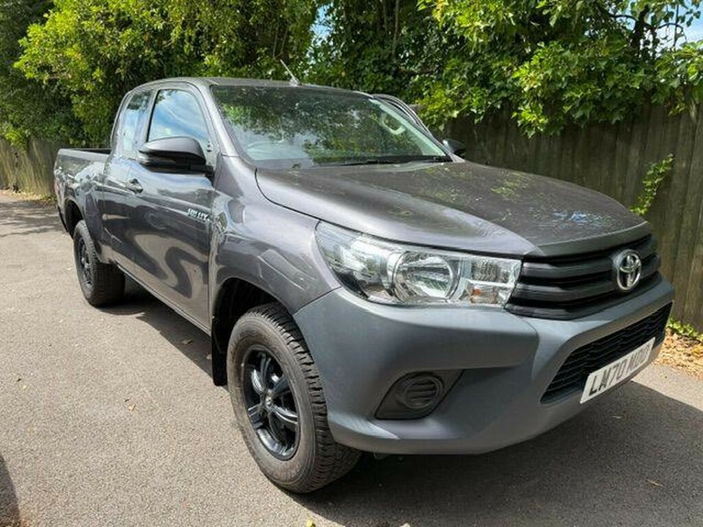 Toyota HILUX 2.4 D-4d Active Extra Cab Pickup 4Wd Euro 6 Ss Grey