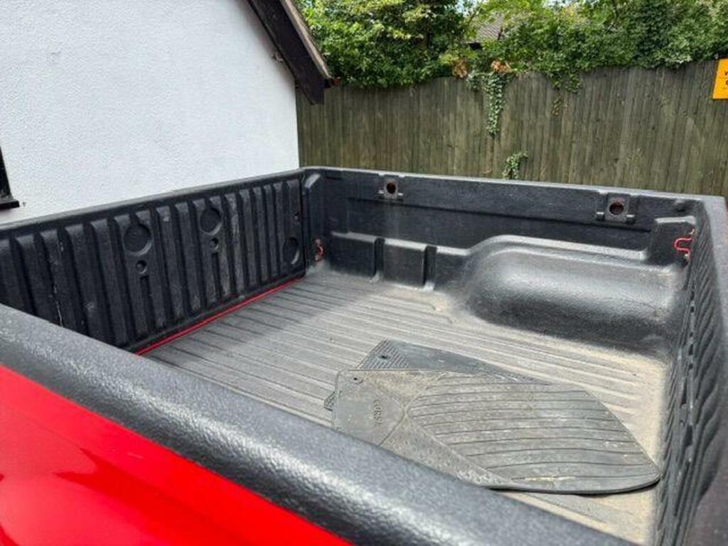 Isuzu D-Max 2016 2.5 Td Fury Pickup 4X4 192 Red #8