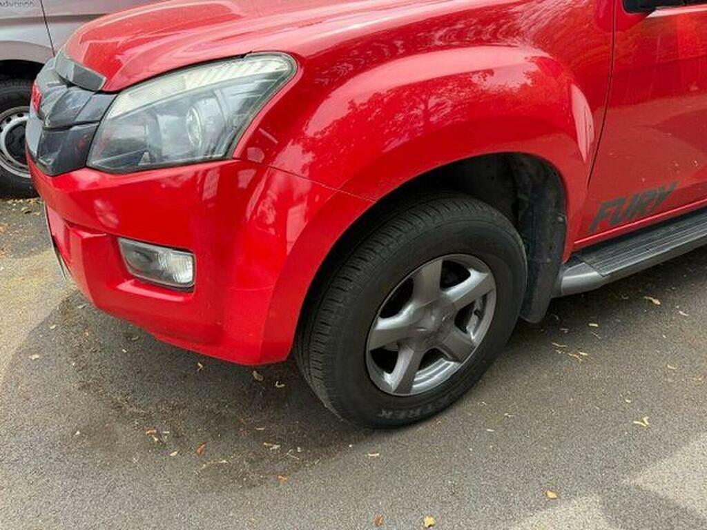 Isuzu D-Max 2016 2.5 Td Fury Pickup 4X4 192 Red #14