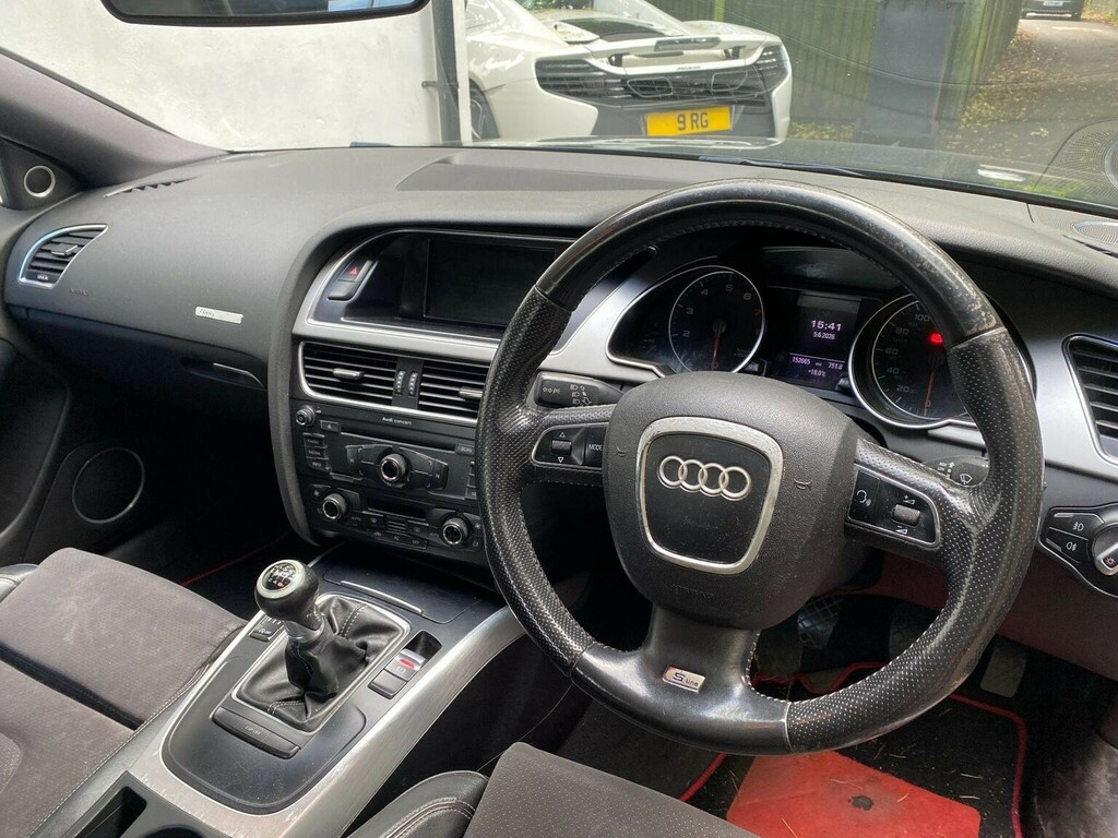 Audi A5 2.0 Tfsi S Line Special Edition Euro 5 Ss Black #4