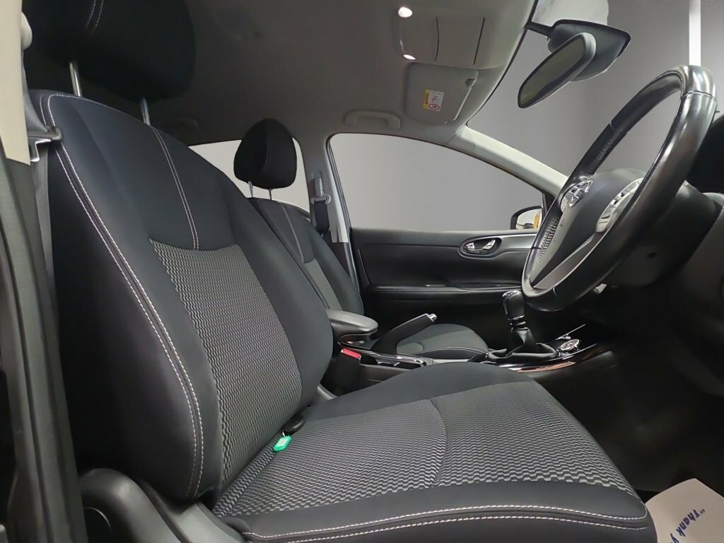 Nissan Pulsar 1.6L N-tec Black #6
