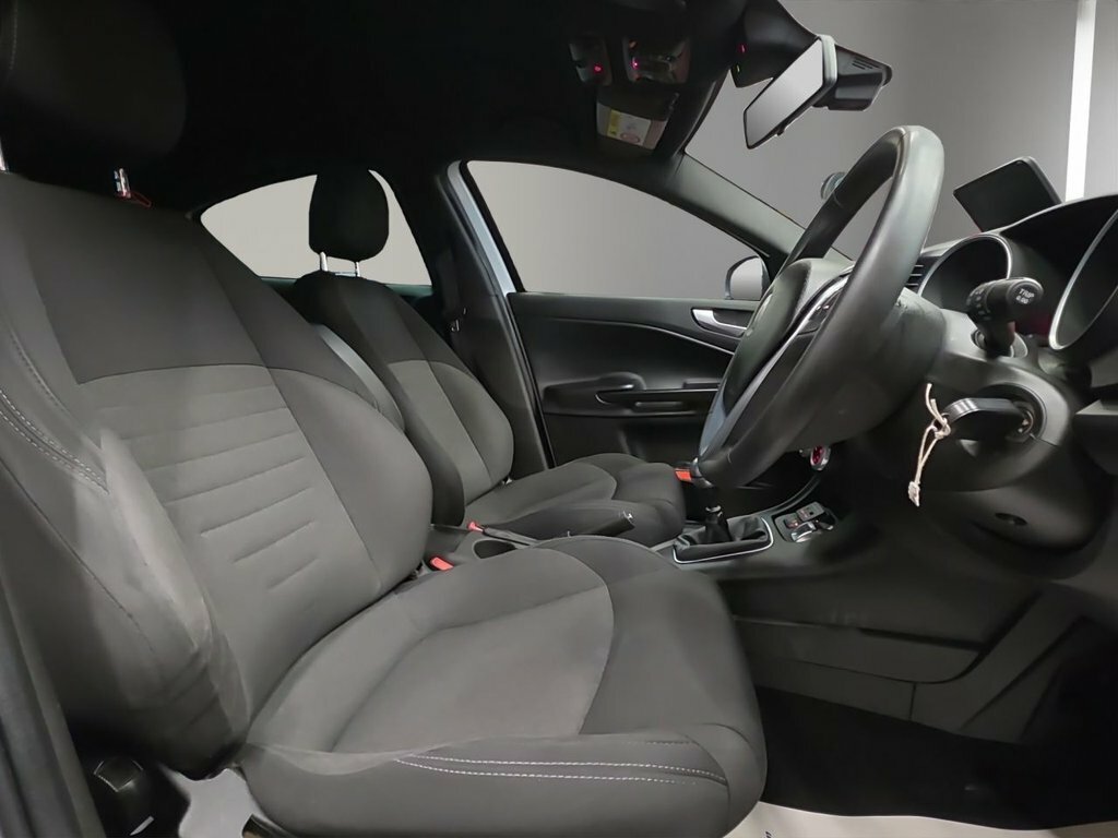 Alfa Romeo Giulietta Jtdm-2 Tecnica Black #19