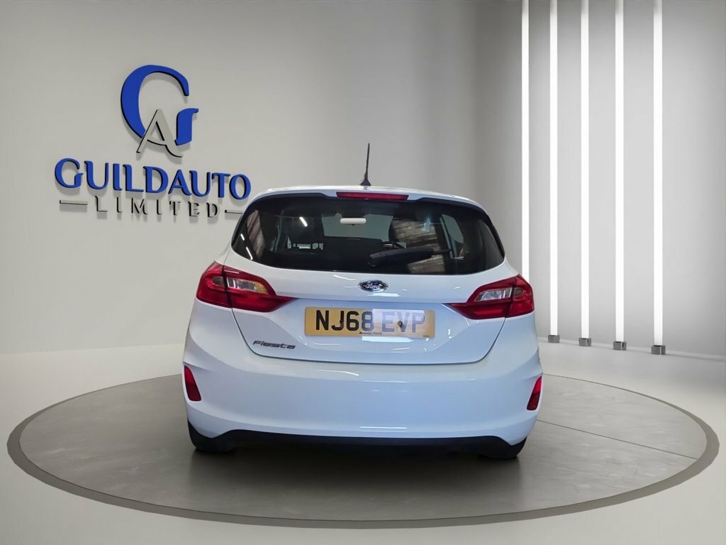 Ford Fiesta 1.1L Zetec White #5