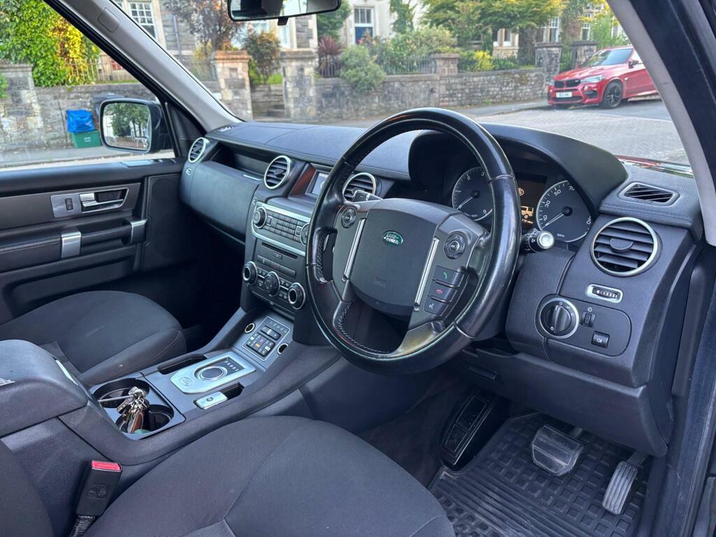 Land Rover Discovery 4 D-max Yukon White #28