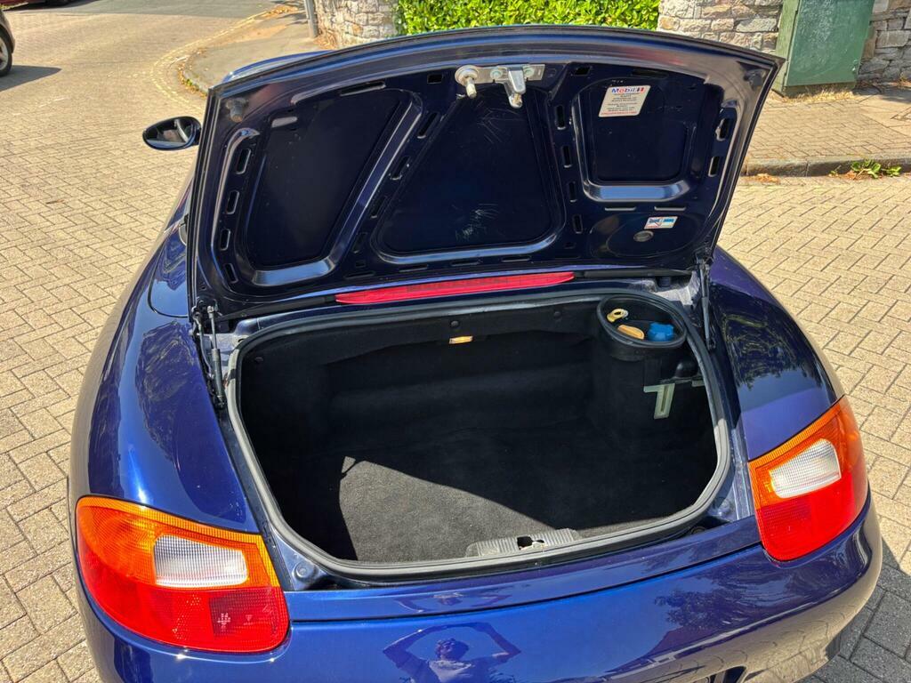 Porsche Boxster 2.7 2dr Silver #23