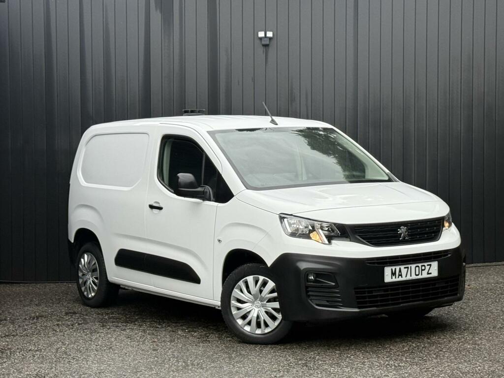 Peugeot Partner 1.5 100Ps Bluehdi 1000 Professional Premium Standa White