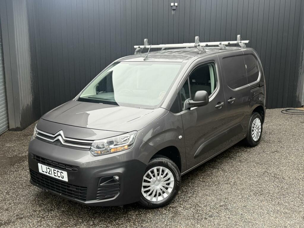 Citroen Berlingo Driver Pro White #22