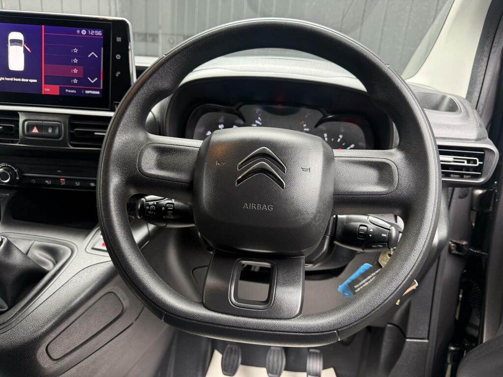 Citroen Berlingo Driver Pro White #27