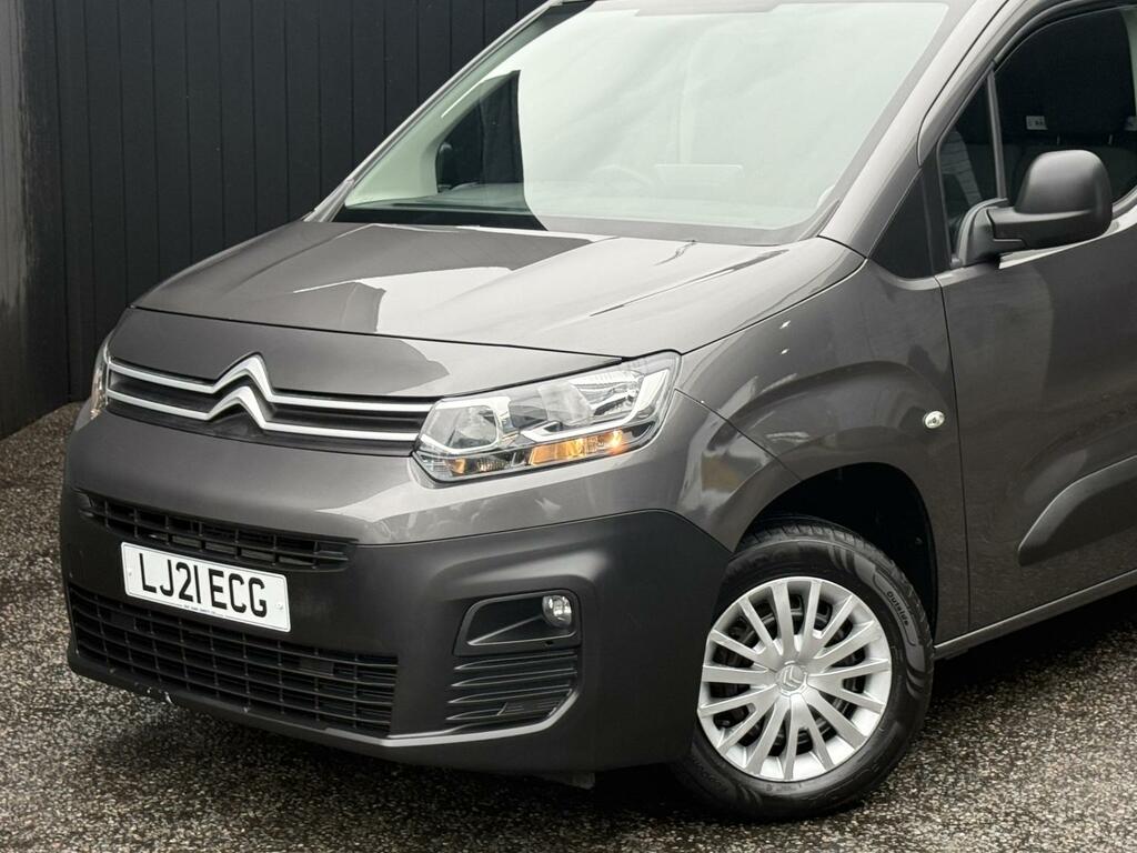 Citroen Berlingo Driver Pro White #21