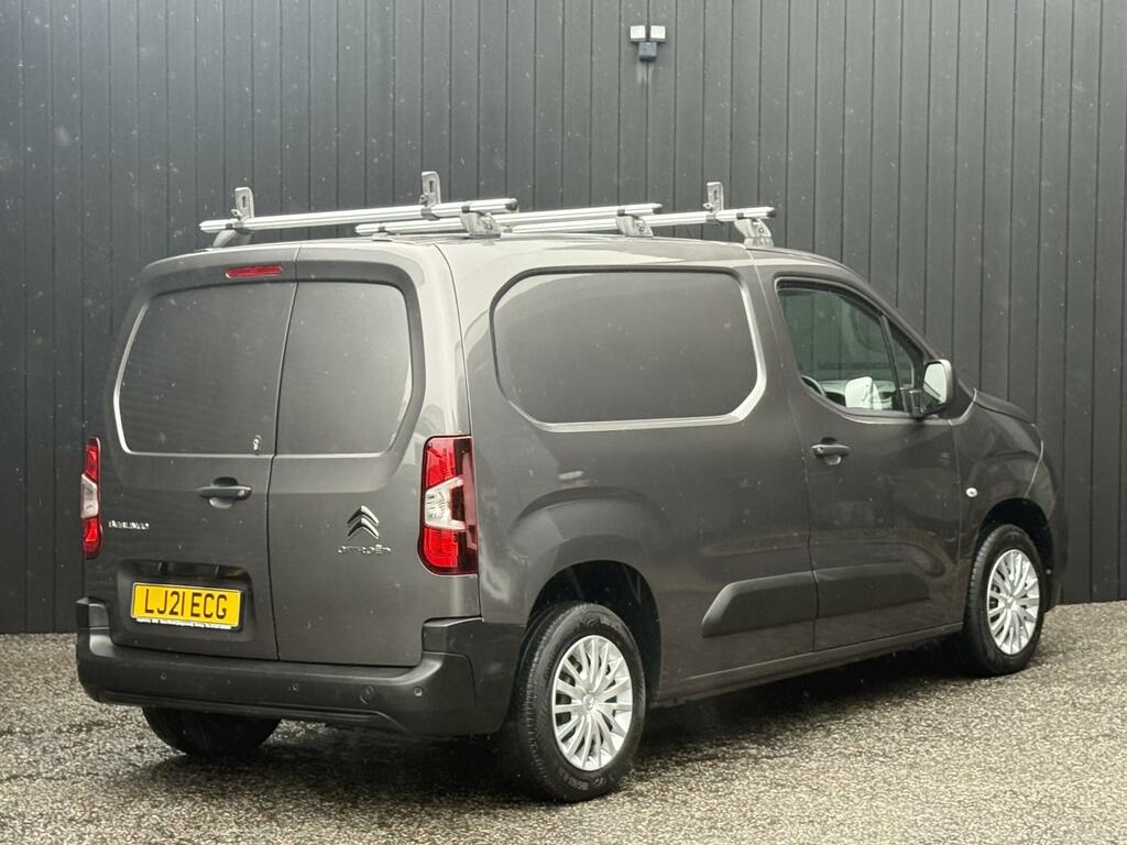 Citroen Berlingo Driver Pro White #16