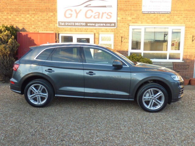 Audi Q5 Suv 2.0 Tdi S Line Quattro 5-Door Suv FX17TZH Grey #2