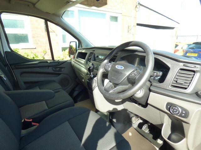 Ford Transit Custom Combi Van 2.0 320 Ecoblue, 6 Seater Double Cab, 15 EJ68ENY White #3