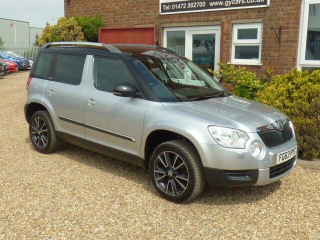Skoda Yeti Suv 2.0 Tdi Adventure, Full Service History, Cambe Silver