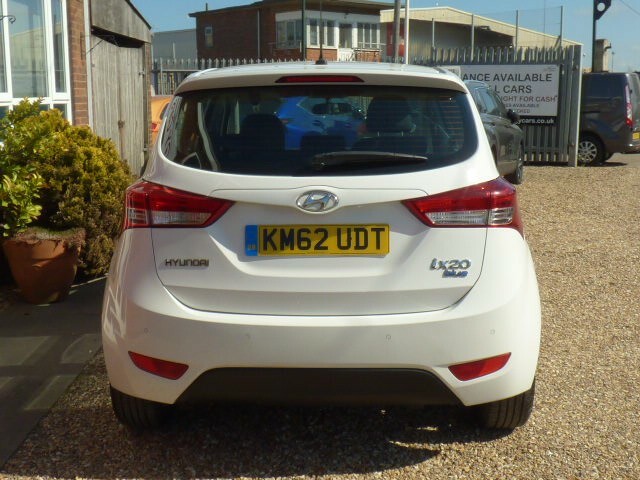 Hyundai Ix20 Hatchback 1.6 Crdi Active, 12 Months Warranty, 12 White #4