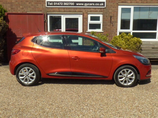 Renault Clio Hatchback 1.2 Dynamique Nav 1.2 16V 75 15 Months W HN18CWW Red #2
