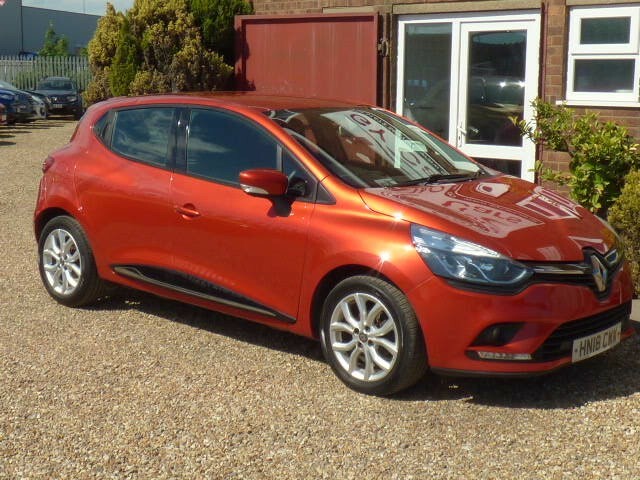 Renault Clio Hatchback 1.2 Dynamique Nav 1.2 16V 75 15 Months W HN18CWW Red #2