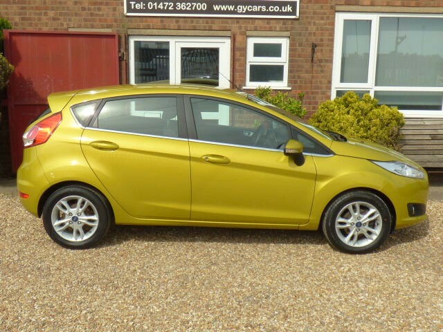 Ford Fiesta Hatchback 1.3 Zetec 2 Owners , Tax 35 A Year, 15 FY14YXD Yellow #4