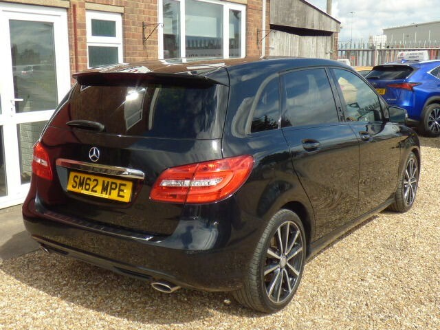 Mercedes-Benz B Class Mpv 1.8 B180 Cdi Blueefficiency Sport 12 Months Wa Black #4