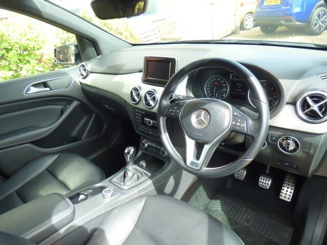 Mercedes-Benz B Class Mpv 1.8 B180 Cdi Blueefficiency Sport 12 Months Wa Black #3