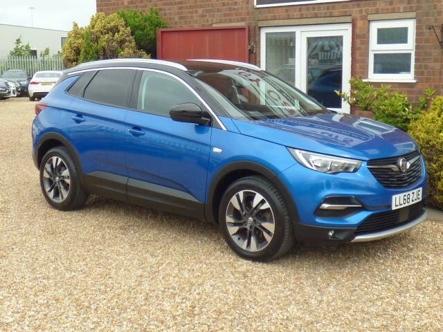 Vauxhall Grandland X Suv 1.2 Turbo Sport Nav 15 Months Warranty, 12 Mon Blue