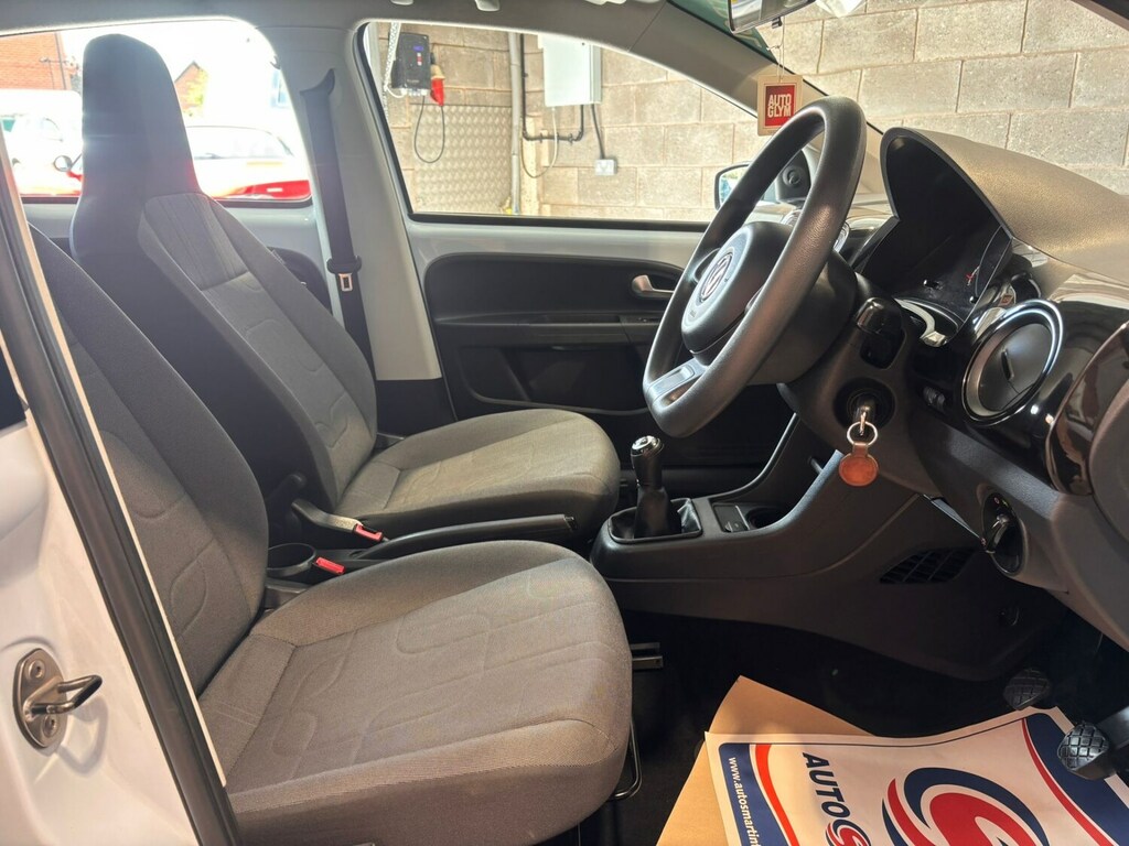 Volkswagen Up High Up 74 Black #17