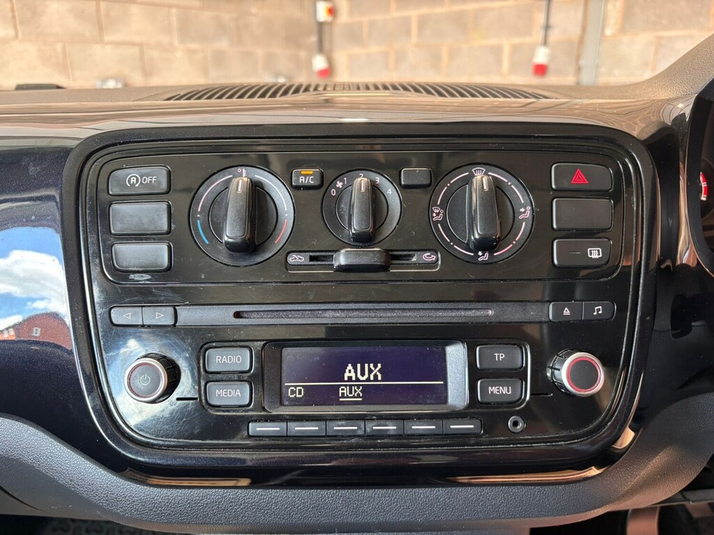 Volkswagen Up High Up 74 Black #26