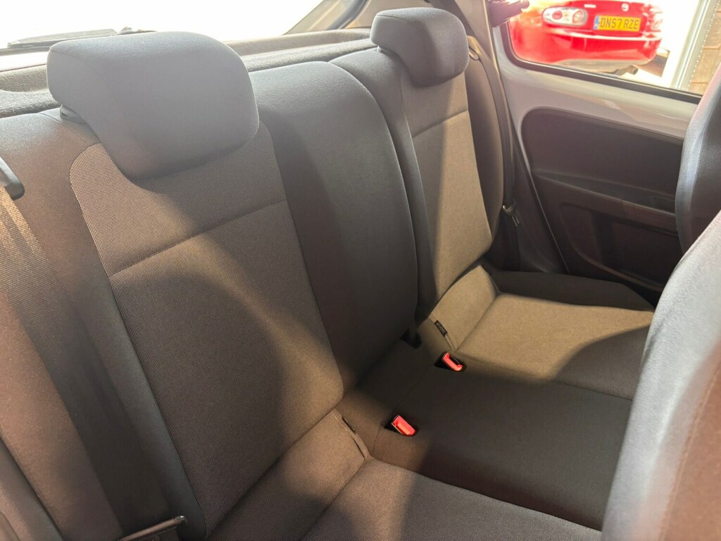 Volkswagen Up High Up 74 Black #31