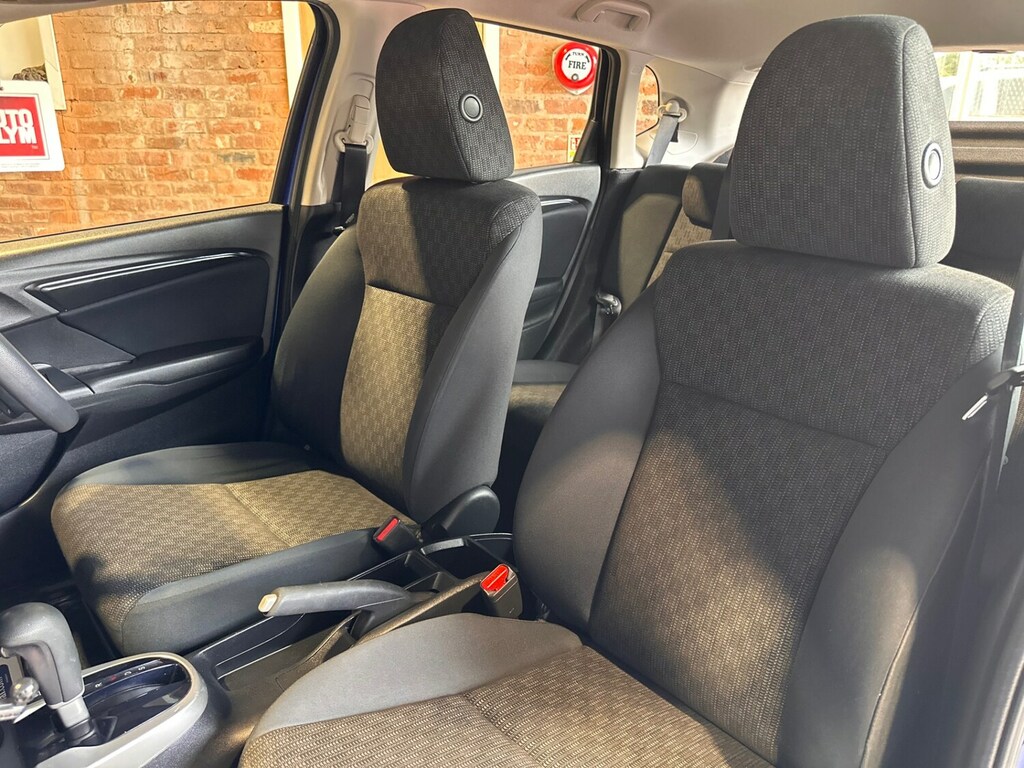 Honda Jazz Hatchback I White #40