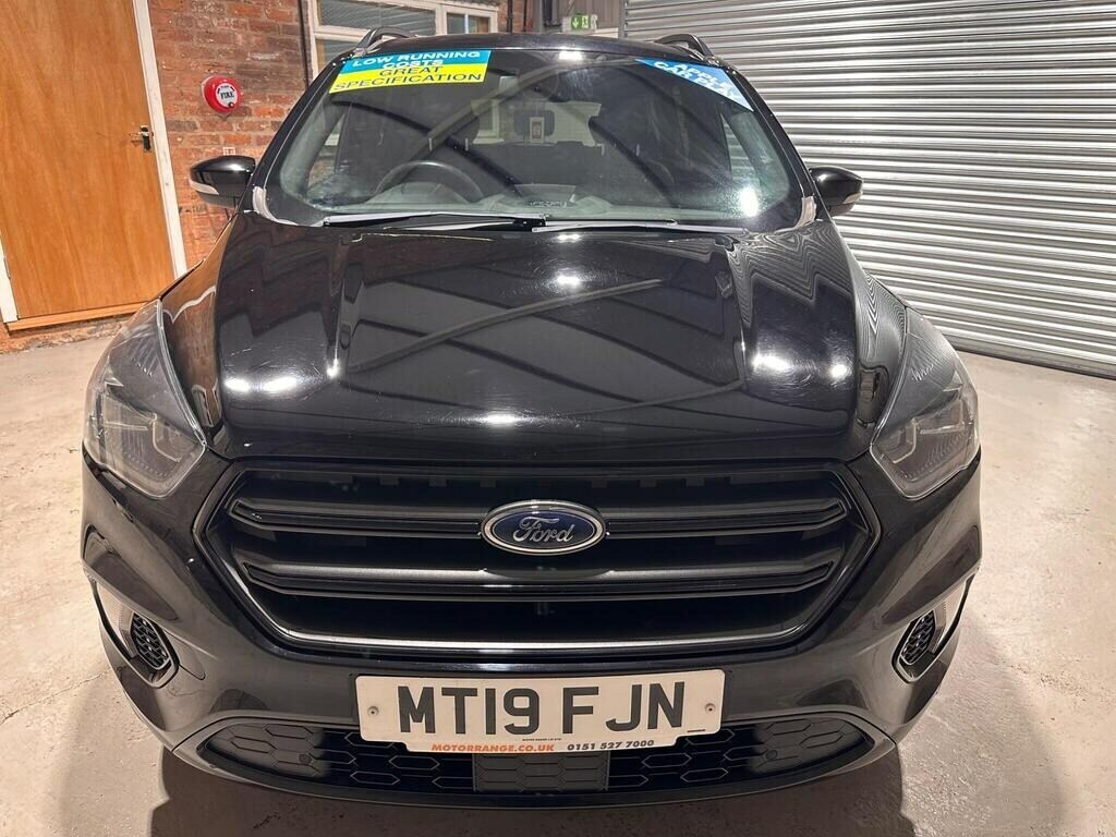 Ford Kuga 1.5 Ecoboost St-line 2Wd Black #2