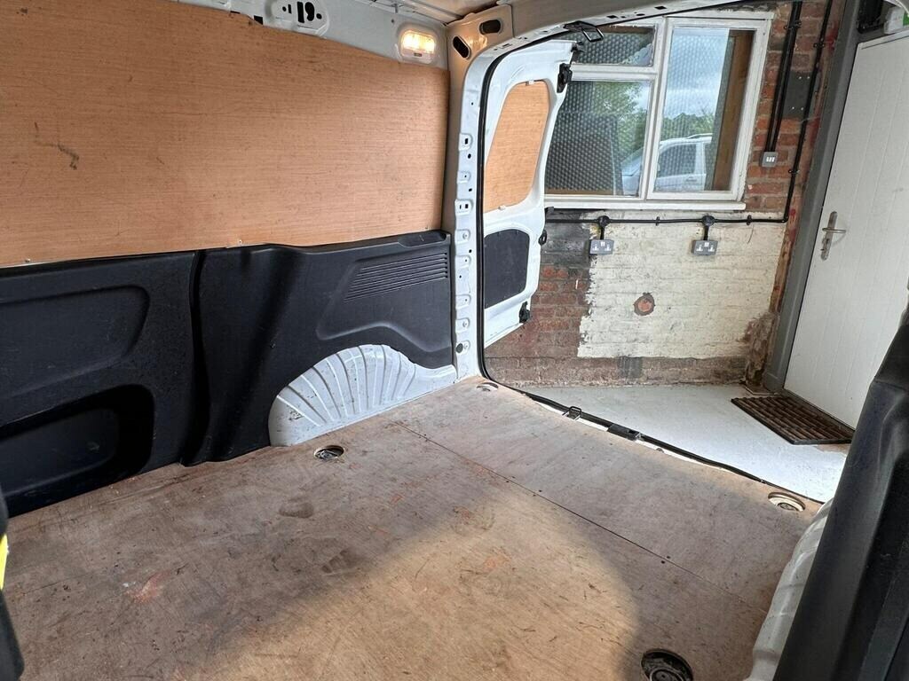 Peugeot Partner 1.5 Bluehdi 1000 Grip Standard Panel Van Diese White #37
