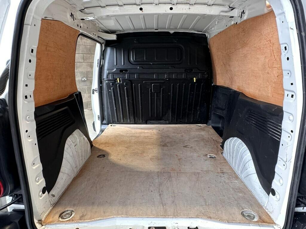 Peugeot Partner 1.5 Bluehdi 1000 Grip Standard Panel Van Diese White #34