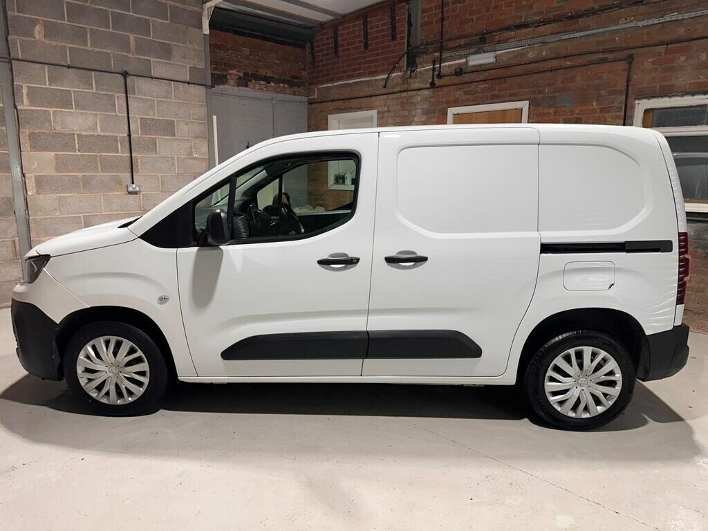 Peugeot Partner 1.5 Bluehdi 1000 Grip Standard Panel Van Diese White #12