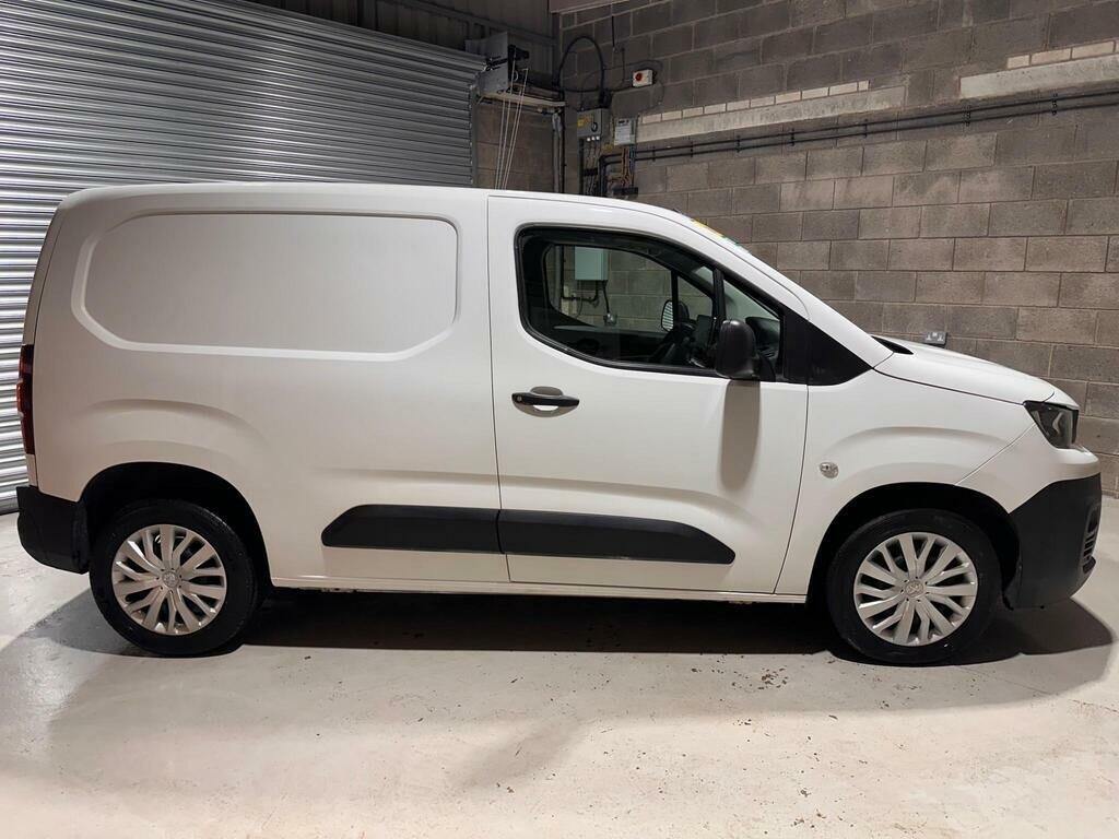Peugeot Partner 1000 1.5 Bluehdi 100 Professional Van White #6