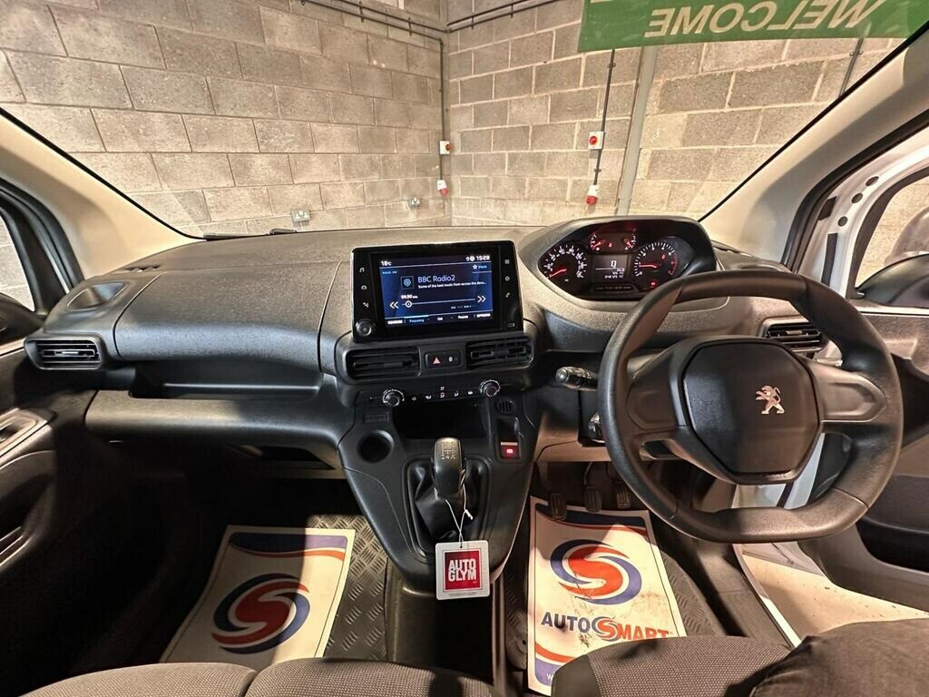 Peugeot Partner 1.5 Bluehdi 1000 Grip Standard Panel Van Diese White #22