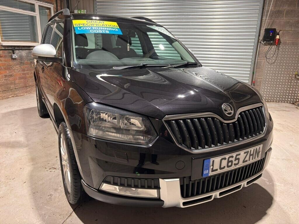 Skoda Yeti 1.2 Tsi 110 Se Dsg Black #3